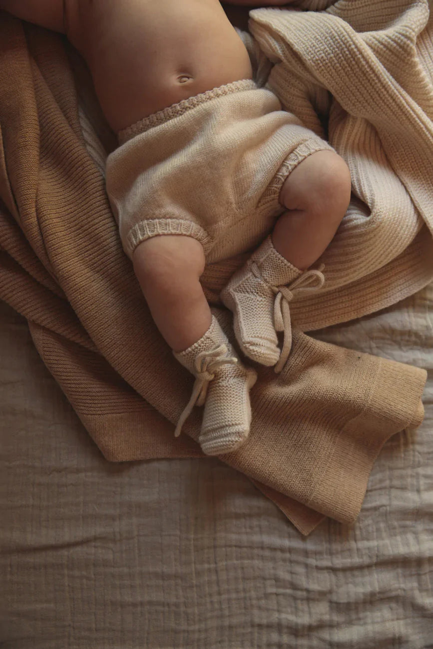 Hvid - booties - wollen baby sokjes - off white