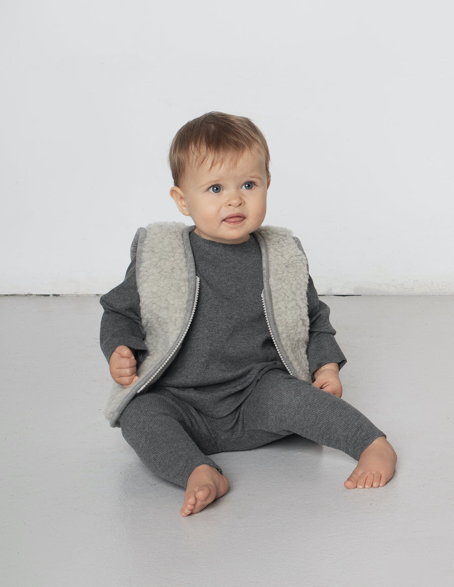 A BABY BRAND - AI AND MI - WOOL - KIDS - BABY - MOM - LIFESTYLE - ORGANIC